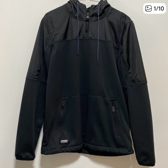 Oakley Women's Black Hoodie - Picture 2 of 7